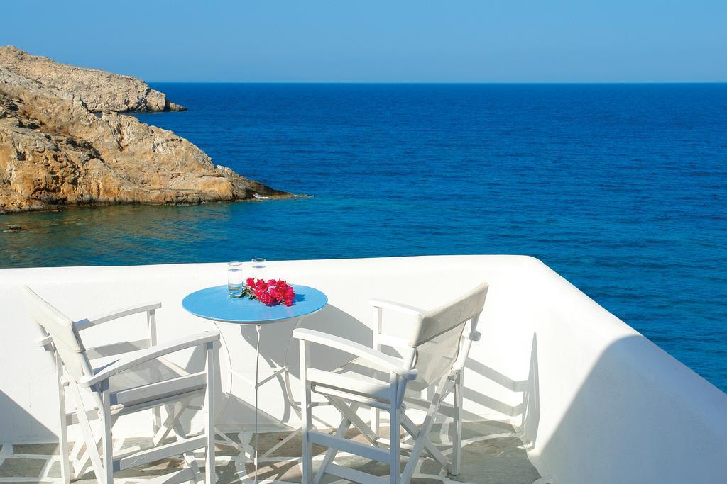 Vardia Bay 3* Karavostasis (Folegandros)