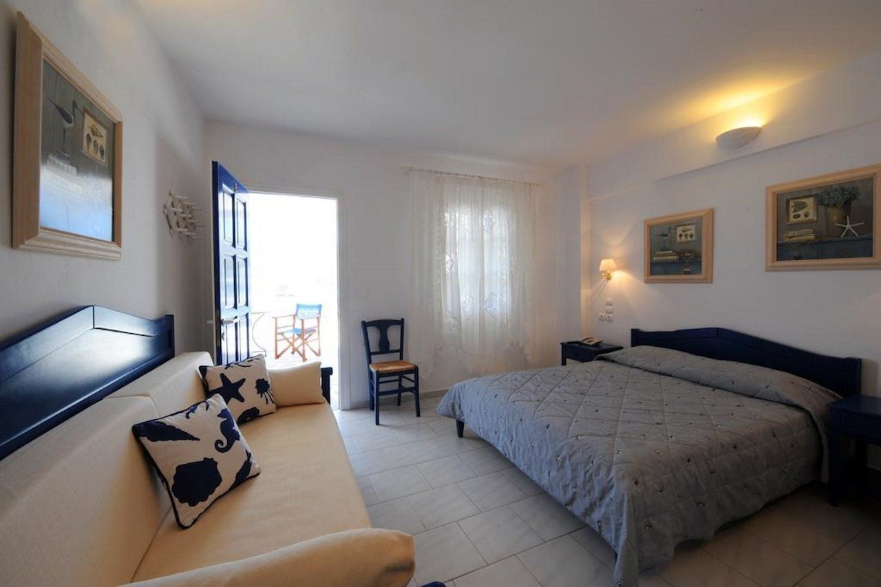 Apart Otel Vardia Bay Karavostasis (Folegandros)