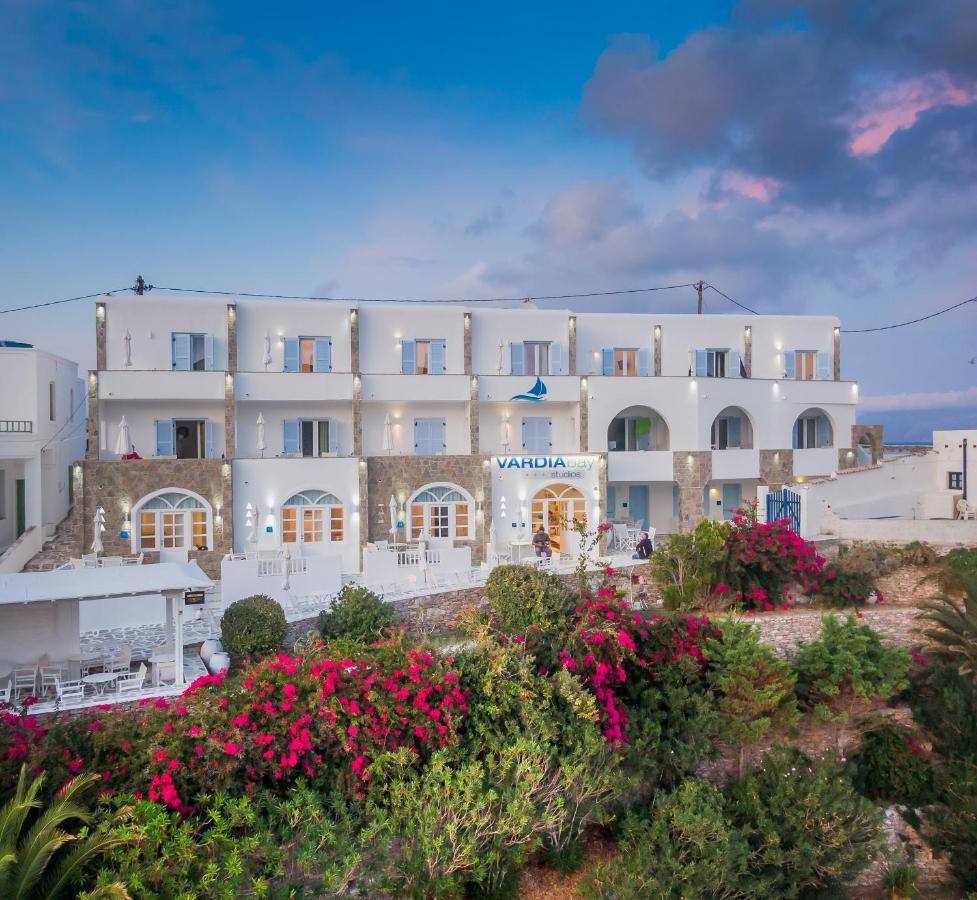 Apart Otel Vardia Bay Karavostasis (Folegandros)